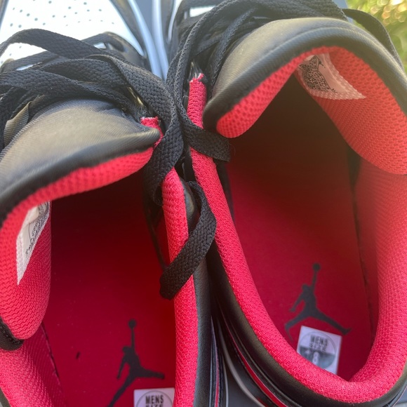 Air Jordan 1 Low - Picture 6 of 8